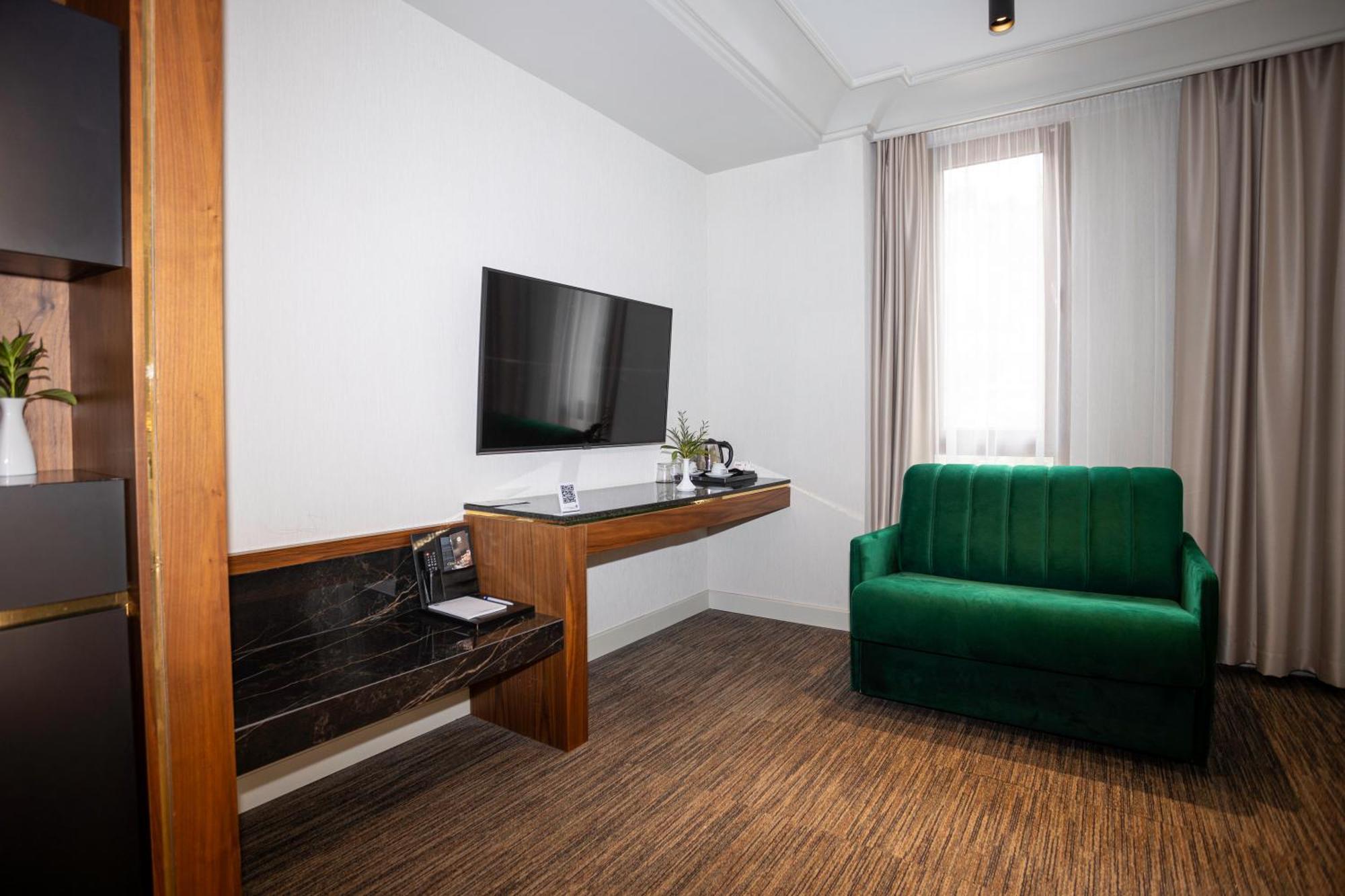 Select Hill Resort Linze ภายนอก รูปภาพ